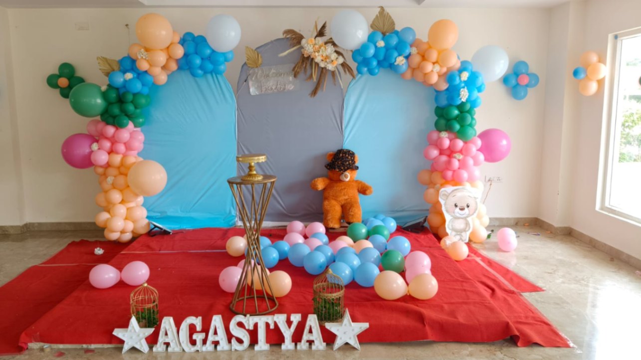 Simple Teddy Theme Decor